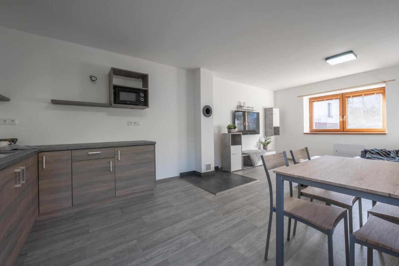 Pohoda Salas U Velehradu-2 Apartmany Uherské Hradiště Exteriör bild