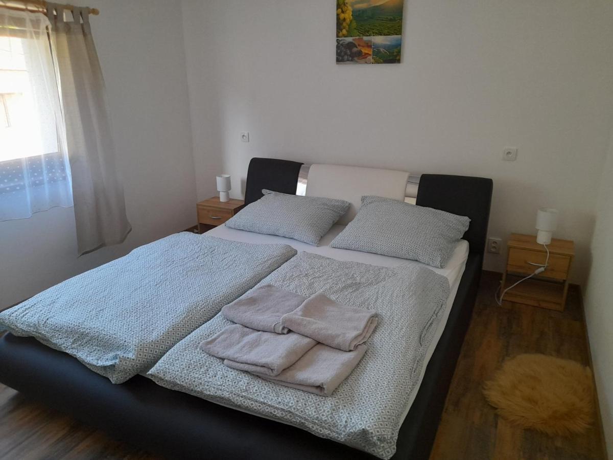Pohoda Salas U Velehradu-2 Apartmany Uherské Hradiště Exteriör bild